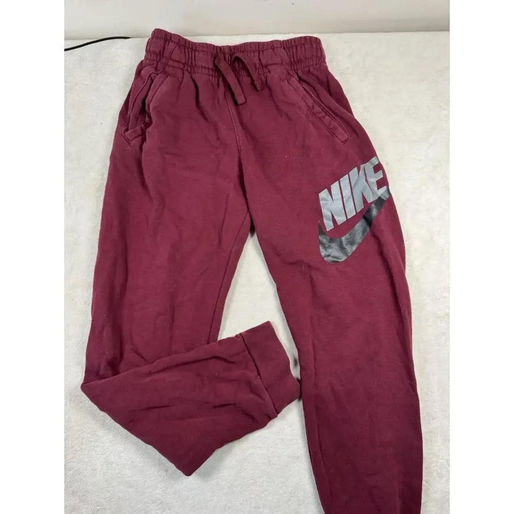 Nike boys large